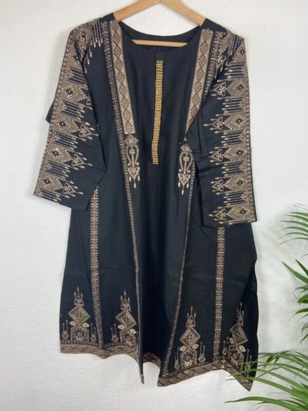 Traditional Pakistani Clothes online in Germany