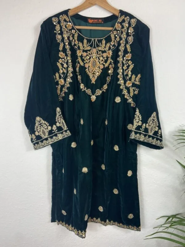 Traditional Pakistani Clothes online in Germany