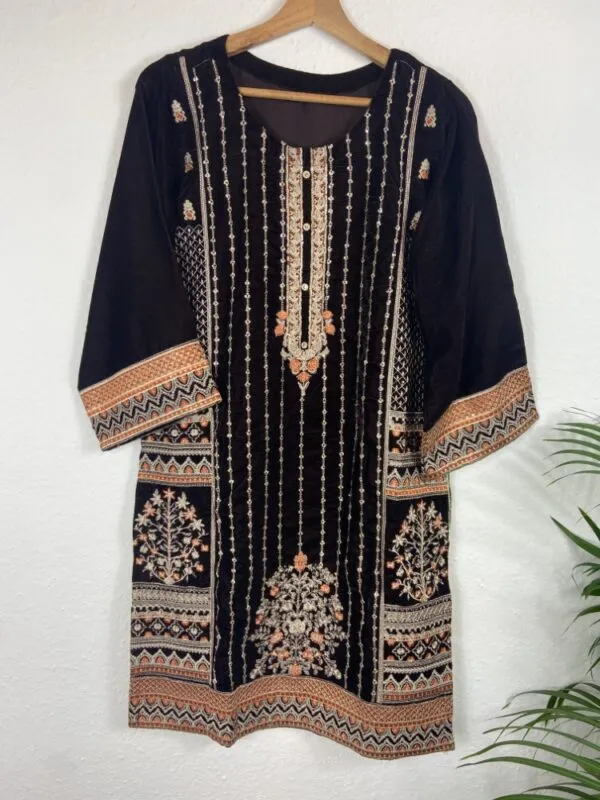 Traditional Pakistani Clothes online in Germany